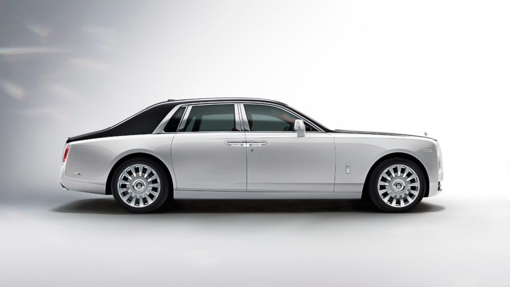 Alternative view of Rolls Royce Phantom 2017