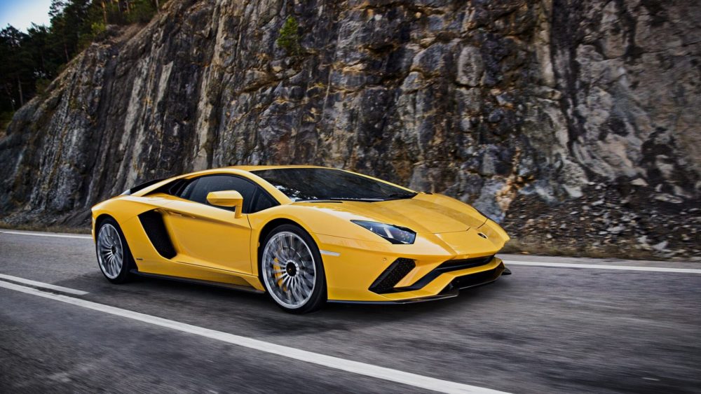 Alternative view of Lamborghini Aventador S