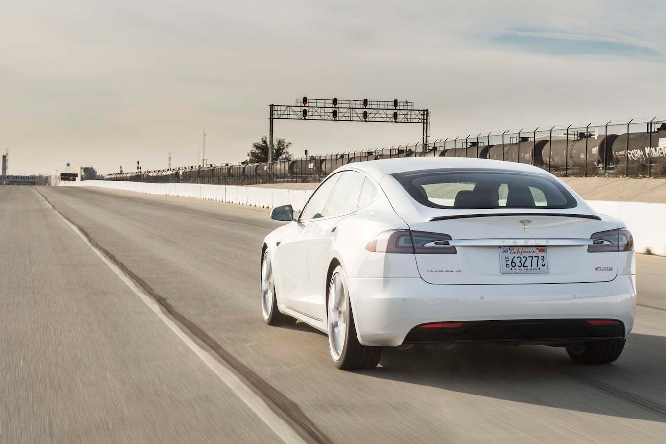 Tesla Model S P100D - Image 3